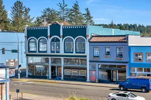 104 Spruce St E, Ilwaco, WA 98624 - Photo 1