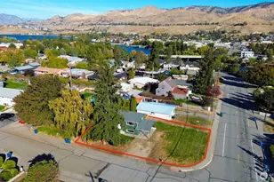 227 E Franklin, Chelan, WA 98816 - Photo 3