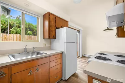 3330 Northwest Avenue, Bellingham, WA 98225 - Photo 17