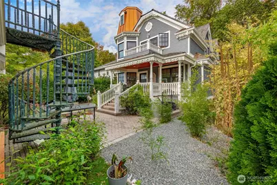 915 Front Street, Lynden, WA 98264 - Photo 3