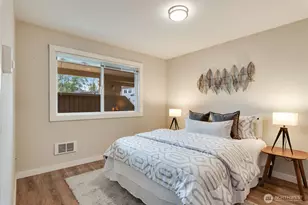 9715 NE Juanita Dr, Kirkland, WA 98034 - Photo 23