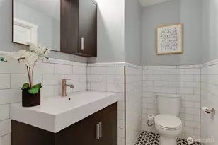 9715 NE Juanita Dr, Kirkland, WA 98034 - Photo 29