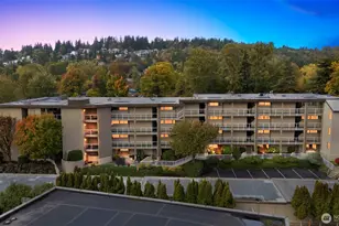 9715 NE Juanita Dr, Kirkland, WA 98034 - Photo 3