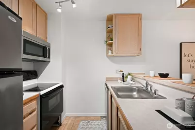 1910 W Casino Road #213, Everett, WA 98204 - Photo 9