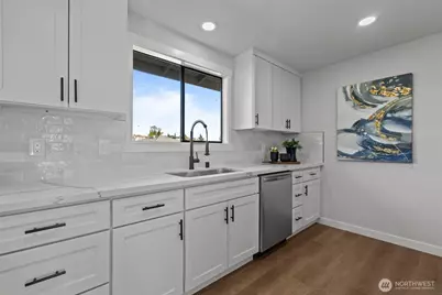 1817 58th Street NE, Tacoma, WA 98422 - Photo 9