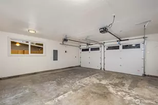 10459 NE 142nd St, Kirkland, WA 98034 - Photo 25