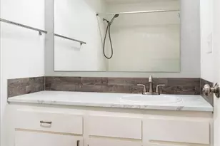 18102 15th Ave NE, Shoreline, WA 98155 - Photo 15