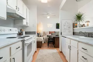 18102 15th Ave NE, Shoreline, WA 98155 - Photo 3