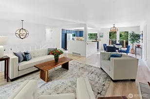 10211 NE Roberts Rd, Bainbridge Island, WA 98110 - Photo 9