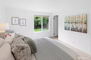 10211 NE Roberts Rd, Bainbridge Island, WA 98110 - Photo 17