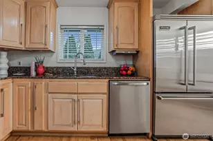 9044 15th Ave NW, Seattle, WA 98117 - Photo 13