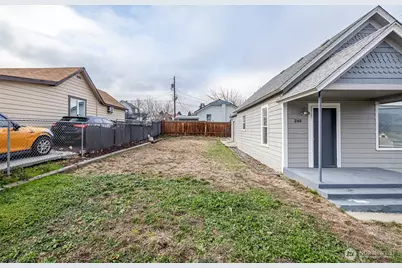 246 N Delaware Avenue, Wenatchee, WA 98801 - Photo 23