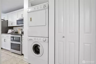 4545 Sand Point Way NE #203, Seattle, WA 98105 - Photo 15