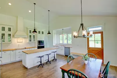19011 Wildrose Lane, Burlington, WA 98233 - Photo 7