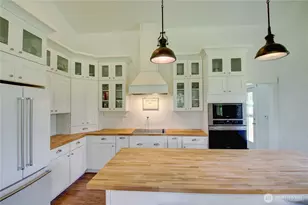 19011 Wildrose Ln, Burlington, WA 98233 - Photo 9