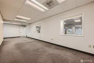 4220 Aurora Ave N, Seattle, WA 98103 - Photo 5