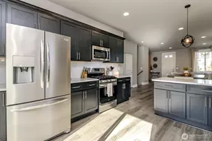 19014 132nd St E, Bonney Lake, WA 98391 - Photo 11