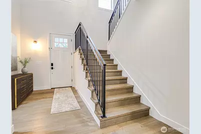 11014 Dayton Avenue N, Seattle, WA 98133 - Photo 15