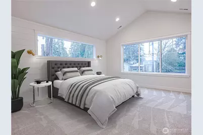 11014 Dayton Avenue N, Seattle, WA 98133 - Photo 17