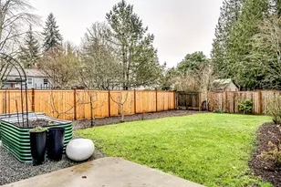 11014 Dayton Ave N, Seattle, WA 98133 - Photo 37