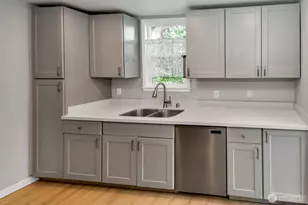 419 S 58th St, Tacoma, WA 98408 - Photo 13