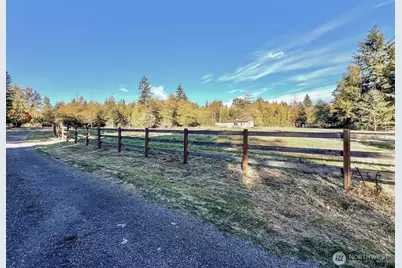 9212 138th Street NE, Arlington, WA 98223 - Photo 35