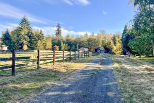 9212 138th St NE, Arlington, WA 98223 - Photo 3