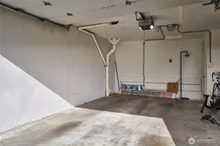 812 N 42nd St, Seattle, WA 98103 - Photo 25