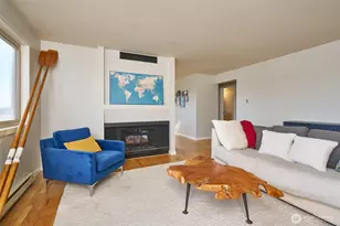 812 N 42nd St, Seattle, WA 98103 - Photo 5