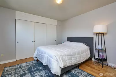 812 N 42nd Street #301, Seattle, WA 98103 - Photo 13