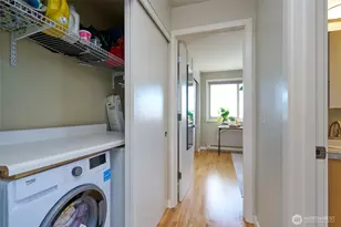 812 N 42nd St, Seattle, WA 98103 - Photo 17