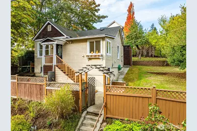 1801 Martin Luther King Jr. Way, Seattle, WA 98122 - Photo 1