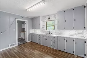 2405 1st St, Cosmopolis, WA 98537 - Photo 19