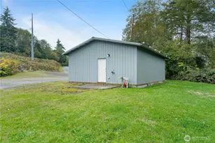 2405 1st St, Cosmopolis, WA 98537 - Photo 23