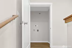 1401 N 137th St, Seattle, WA 98133 - Photo 23