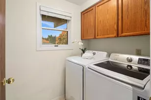 637 Elm Pl, Edmonds, WA 98020 - Photo 25