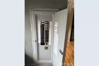 521 W King Street, Aberdeen, WA 98520 - Photo 21