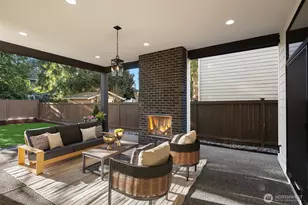 12929 NE 112th St, Kirkland, WA 98033 - Photo 17