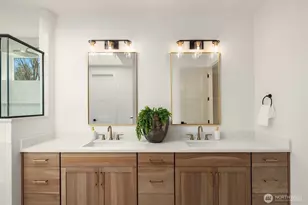 12929 NE 112th St, Kirkland, WA 98033 - Photo 23