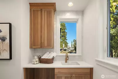 12929 NE 112th Street, Kirkland, WA 98033 - Photo 33