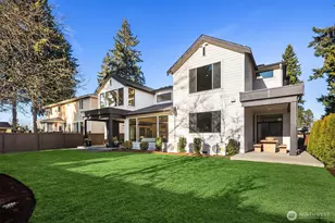 12929 NE 112th St, Kirkland, WA 98033 - Photo 37