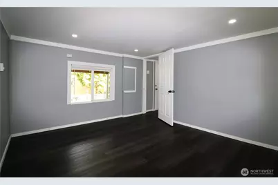 401 37th Street SE #110, Auburn, WA 98002 - Photo 17