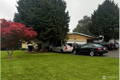 15817 Manor Way, Lynnwood, WA 98087 - Photo 1