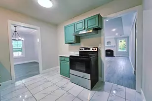 802 NW 5th Cir, Camas, WA 98607 - Photo 9