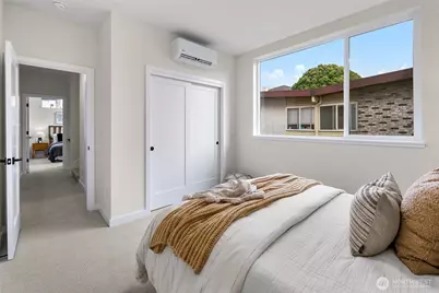 318 F Bellevue Avenue E, Seattle, WA 98102 - Photo 13