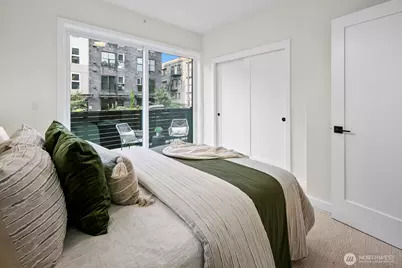 318 B Bellevue Avenue E, Seattle, WA 98102 - Photo 25