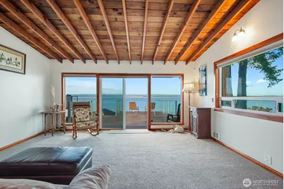 19422 Soundview Drive NW, Stanwood, WA 98292 - Photo 7