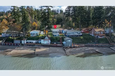 19422 Soundview Drive NW, Stanwood, WA 98292 - Photo 5