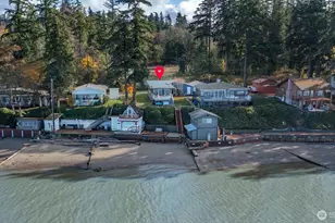 19422 Soundview Dr NW, Stanwood, WA 98292 - Photo 5