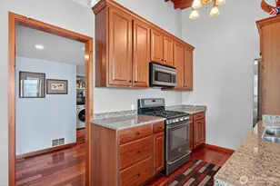 19422 Soundview Dr NW, Stanwood, WA 98292 - Photo 13